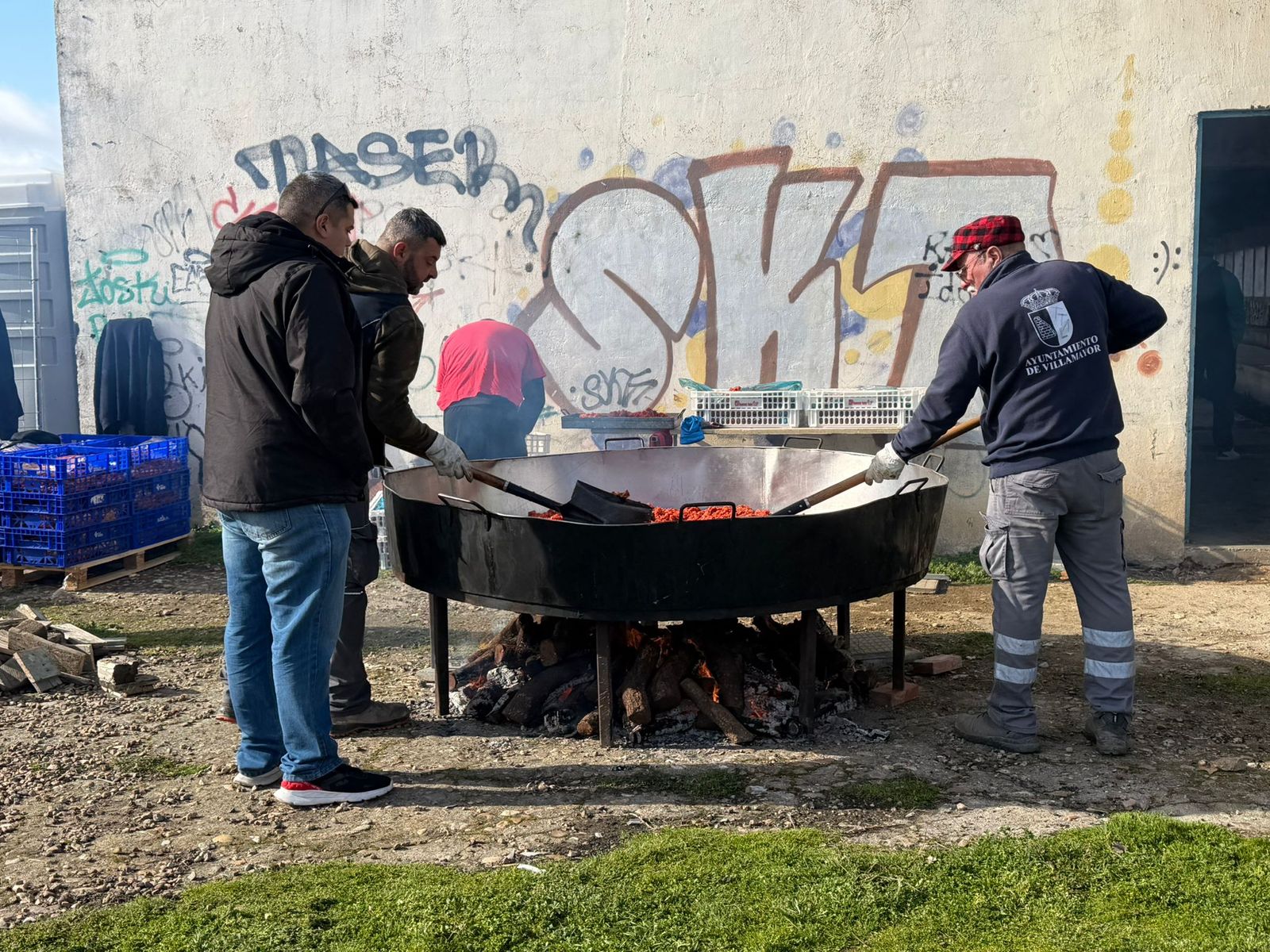 Comida solidaria de las peñas y los quintos 2026 en Villamayor