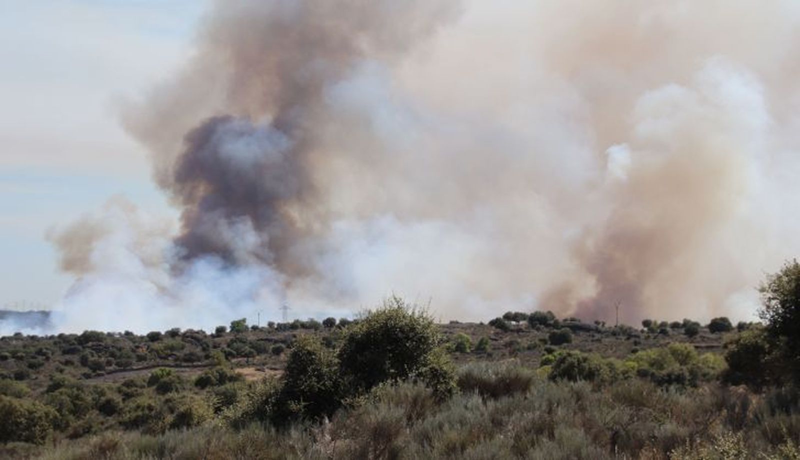 Imagen del incendio en San Felices del pasado martes, 17 de agosto