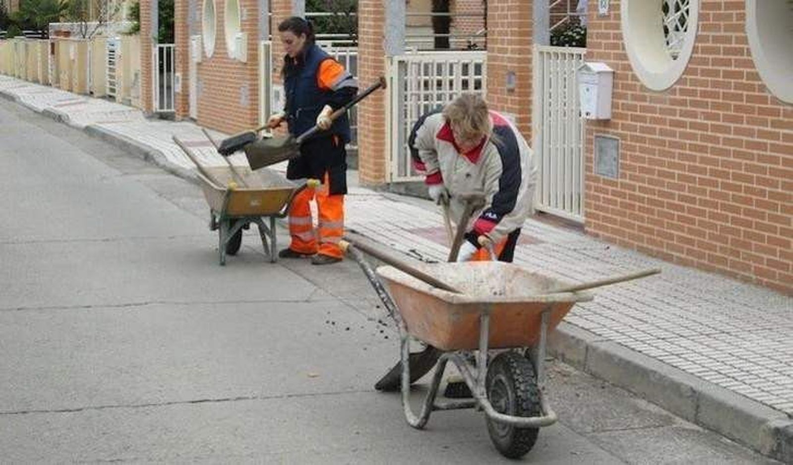 La Junta creó el año pasado más de 7.000 empleos dando 36 millones de euros a Diputaciones y Ayuntamientos
