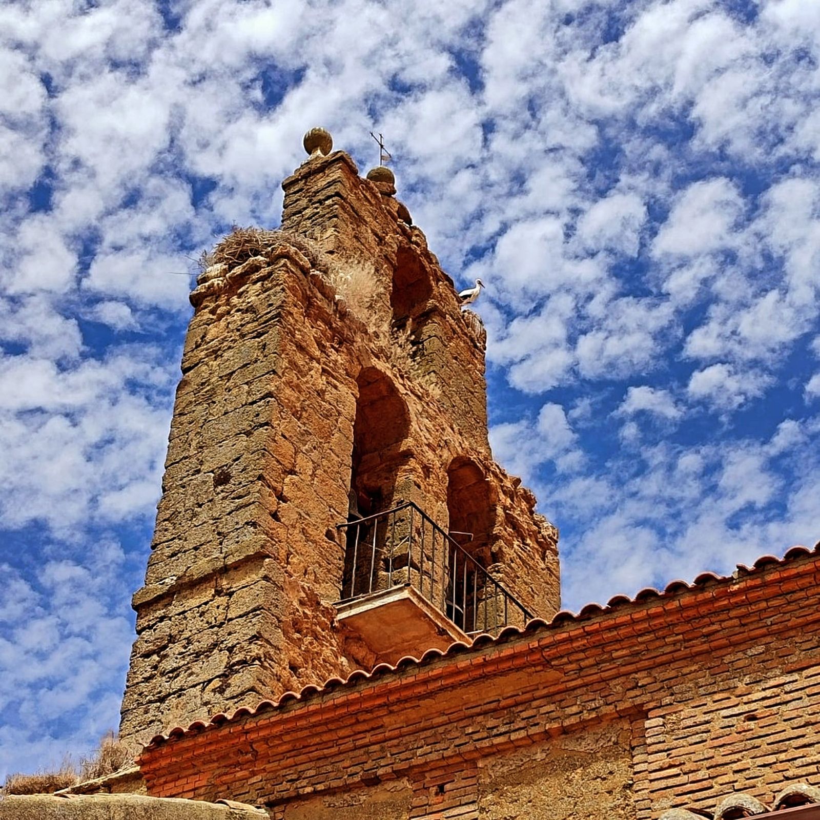 Espadaña Iglesia San Román Vega de Villalobos.