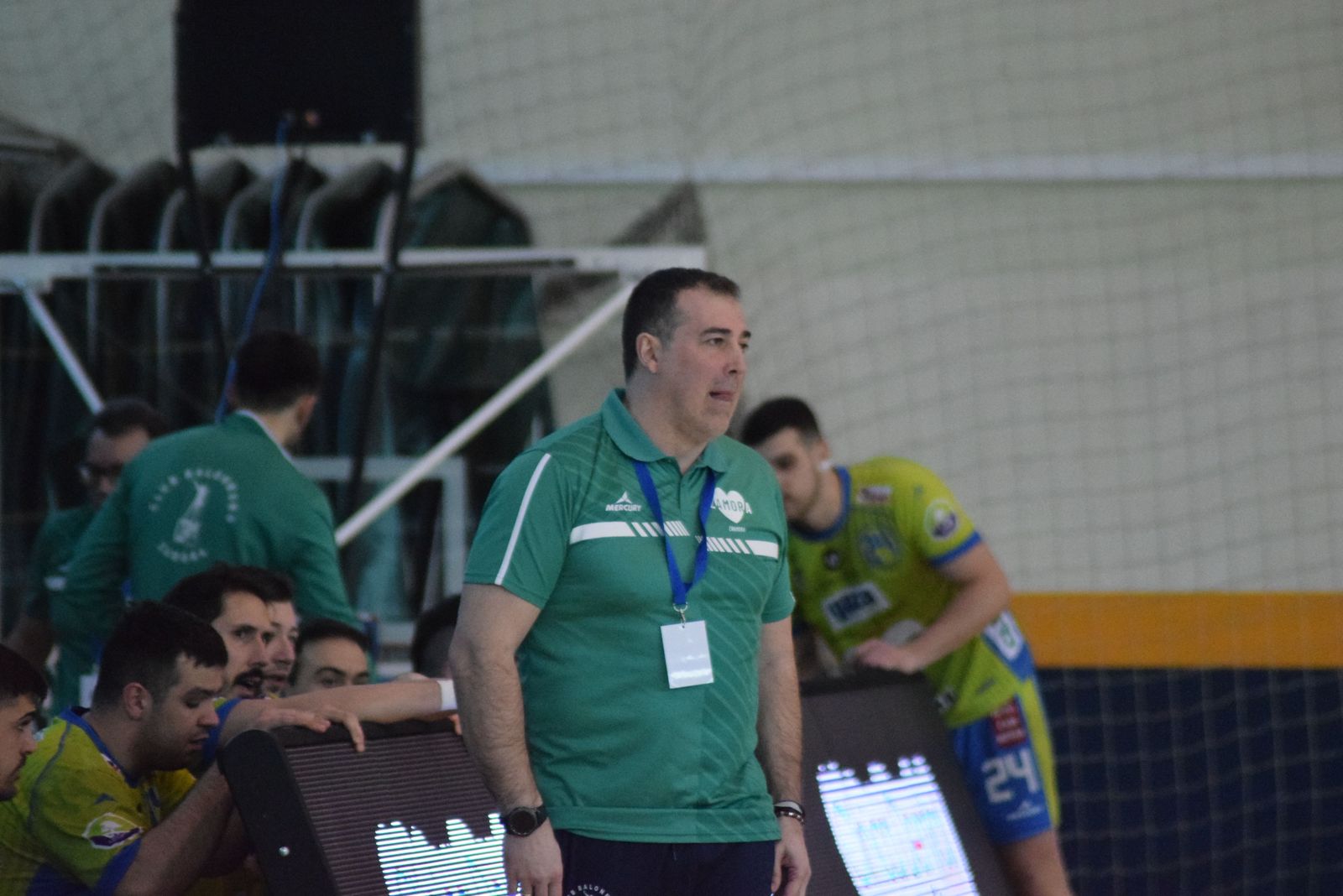 Fran González durante el Balonmano Zamora - Ikasa Boadilla