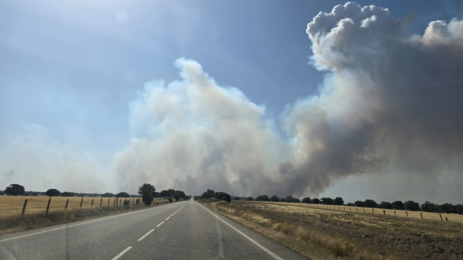 Incendio en Cipérez (1).jpg