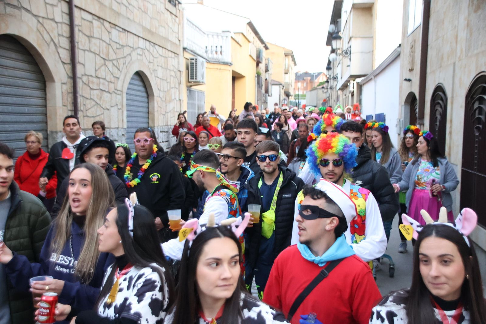  Villamayor, concentración y pasacalles de grupos y peñas