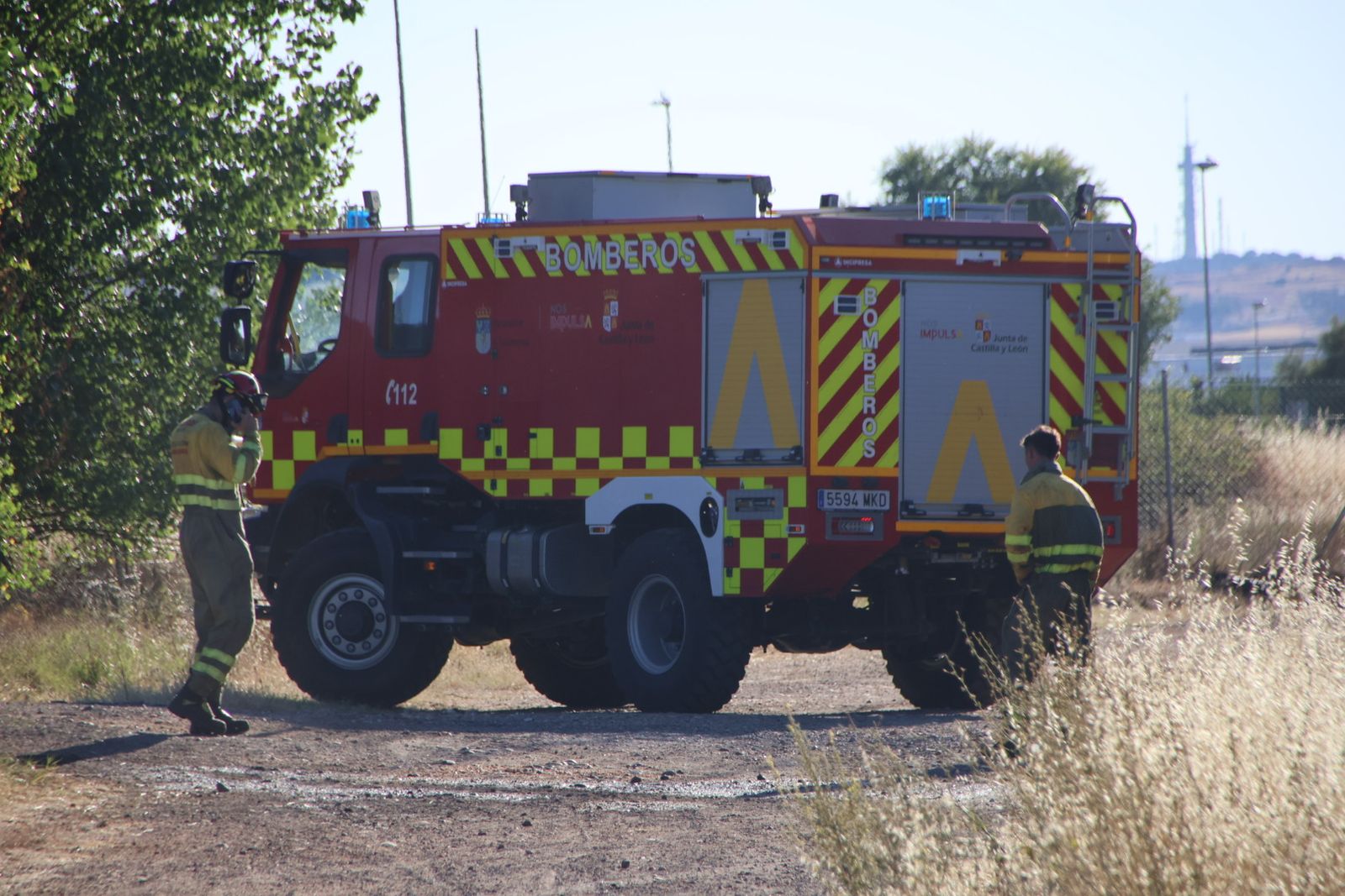 Bomberos en Calle peña ubiña