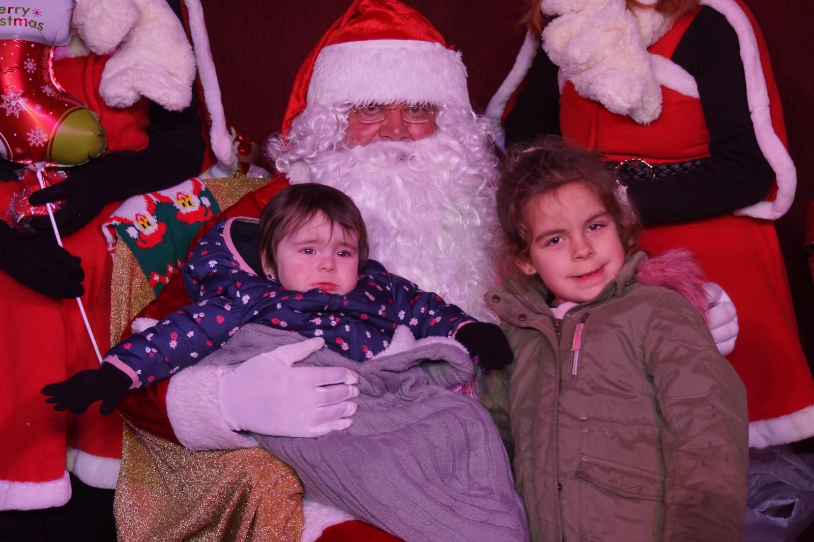 El Encinar recibe la visita de Papa Noel