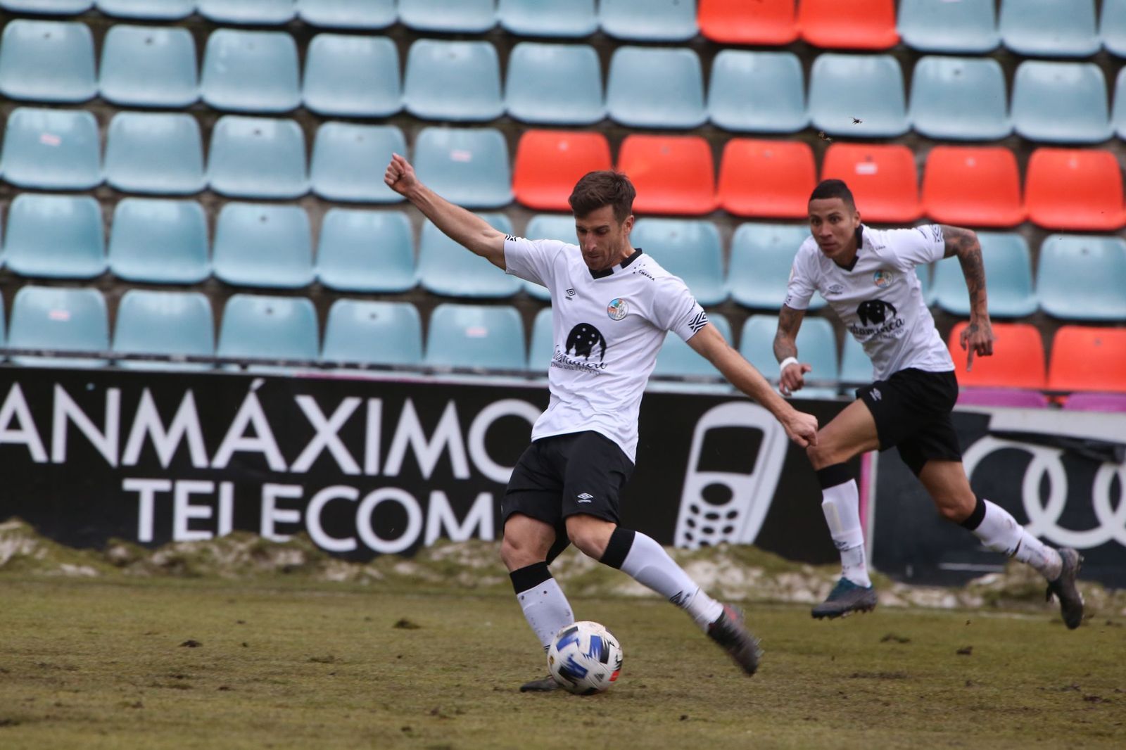 salamanca-cf-uds-sd-compostela8f7b5356-b656-48fc-ad92-03e23cf44b84