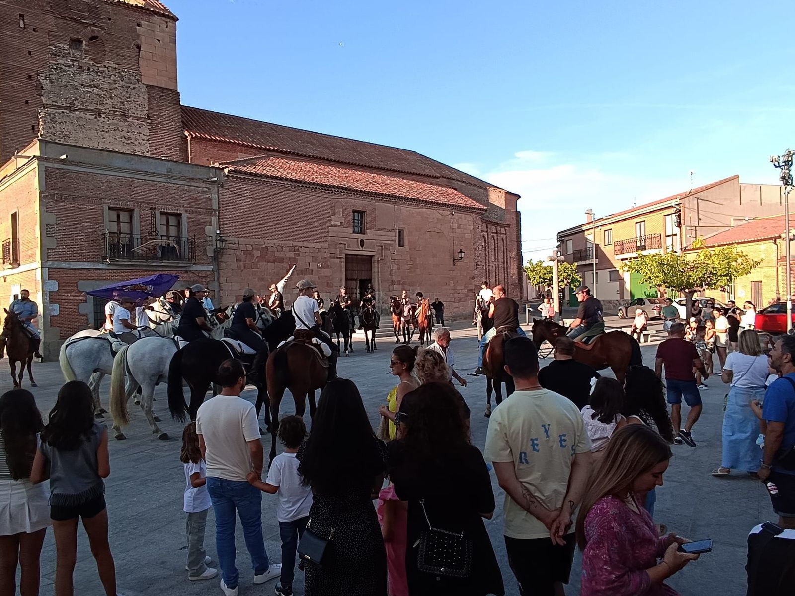 Colocación Mariseca Villoria. Foto Ayto Villoria