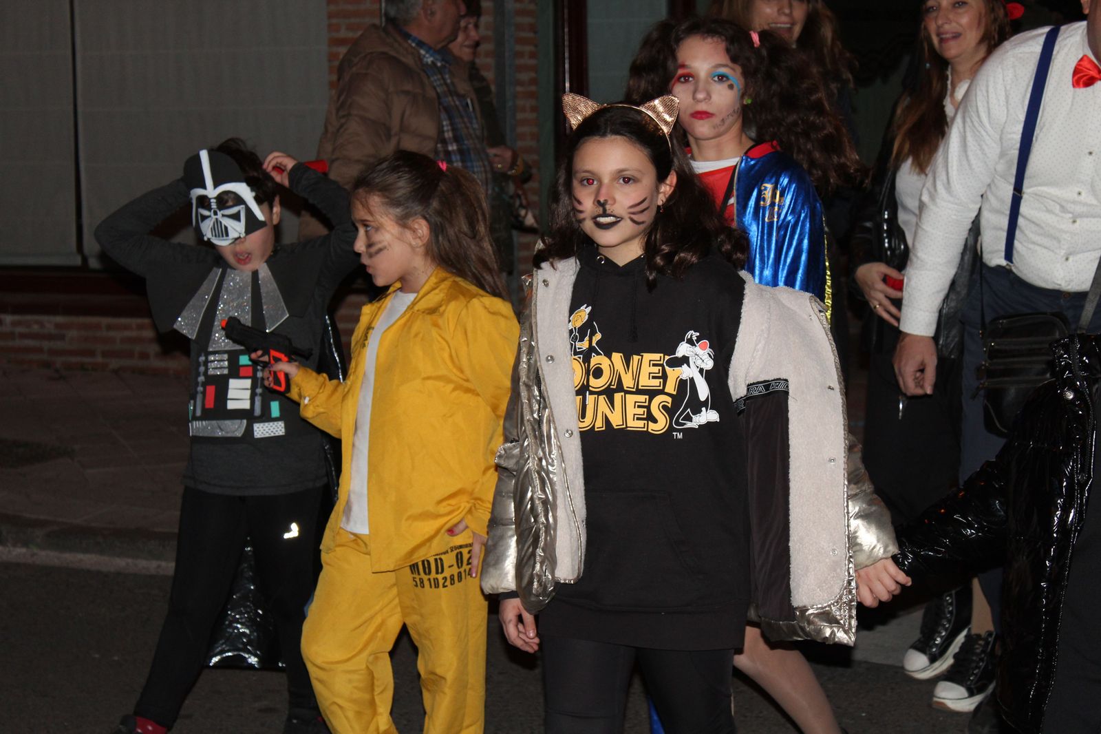 desfile-de-disfraces-de-carnaval-del-barrio-del-oeste-43