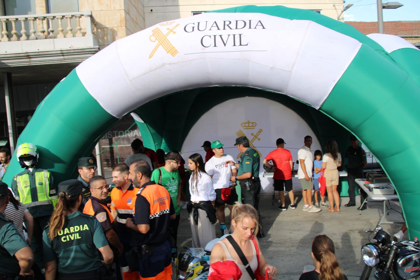 Así es el dispositivo de seguridad de la Guardia Civil en una etapa de La Vuelta