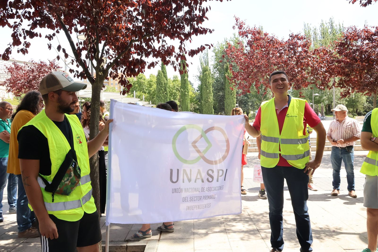 Marcha silenciosa en homenaje a David Lafoz (3).JPG