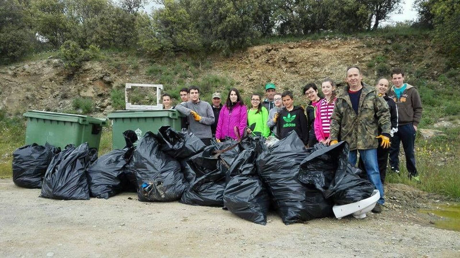 25446195 1925753757441033 1468754075272777168 n