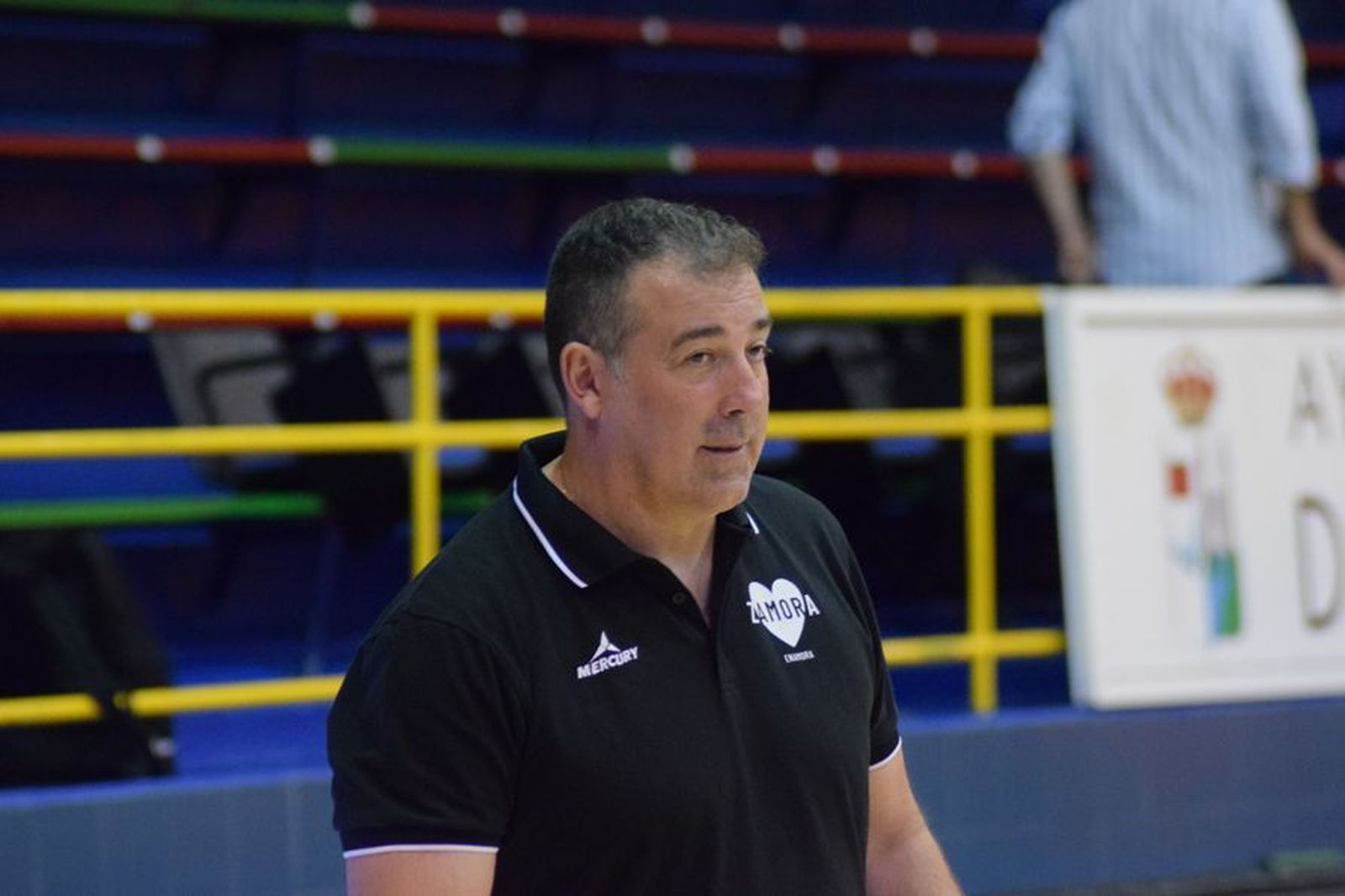 Fran González, entrenador del Balonmano Zamora. Archivo.