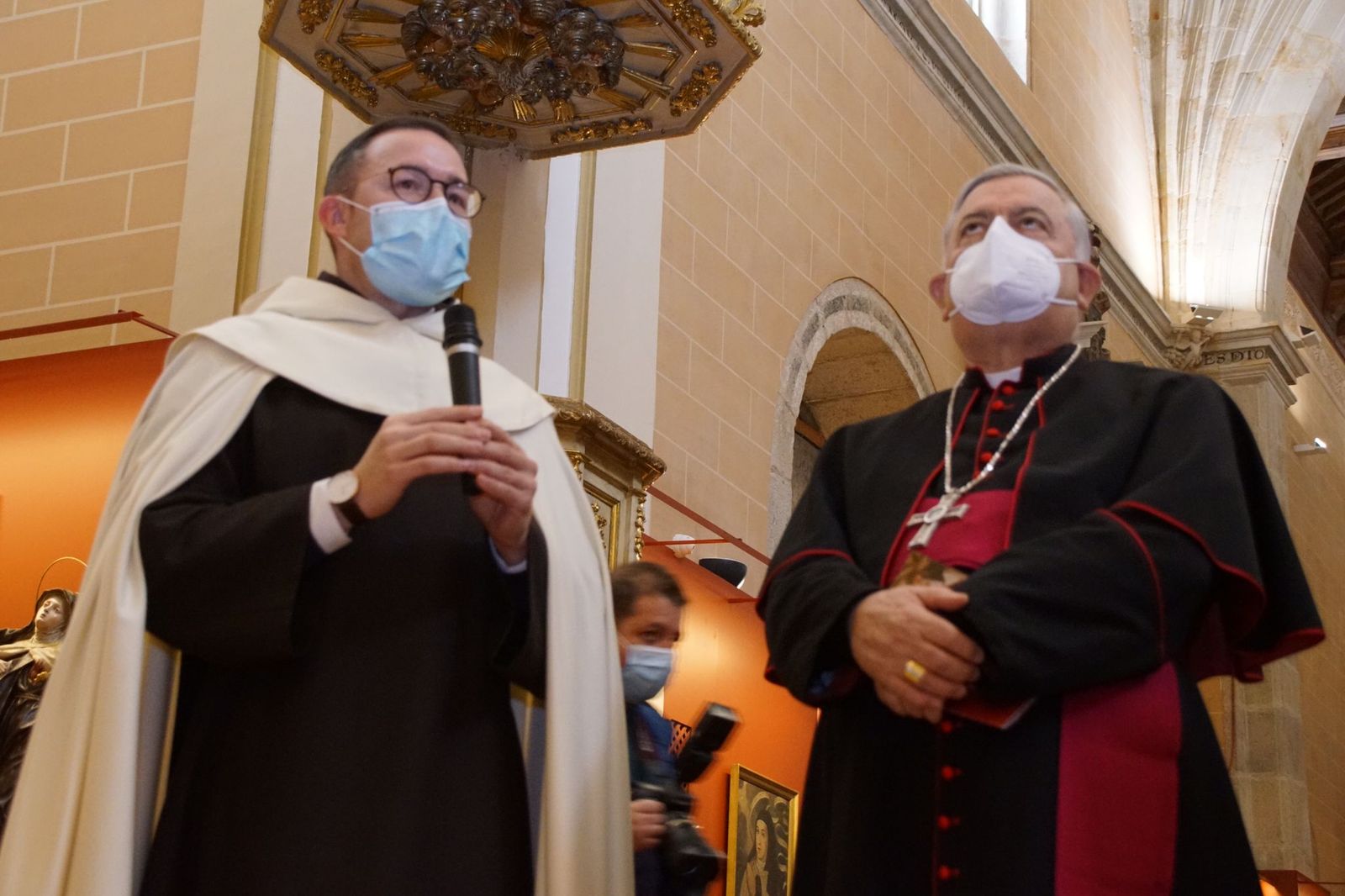 inauguracion-exposicion-santa-teresa-alba-de-tormes-18