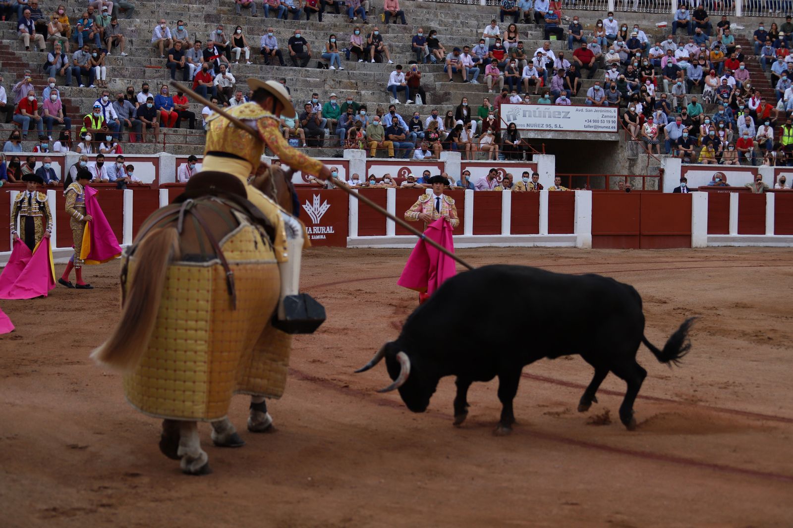 roca-rey-pablo-aguado-y-daniel-luque-en-zamora-59