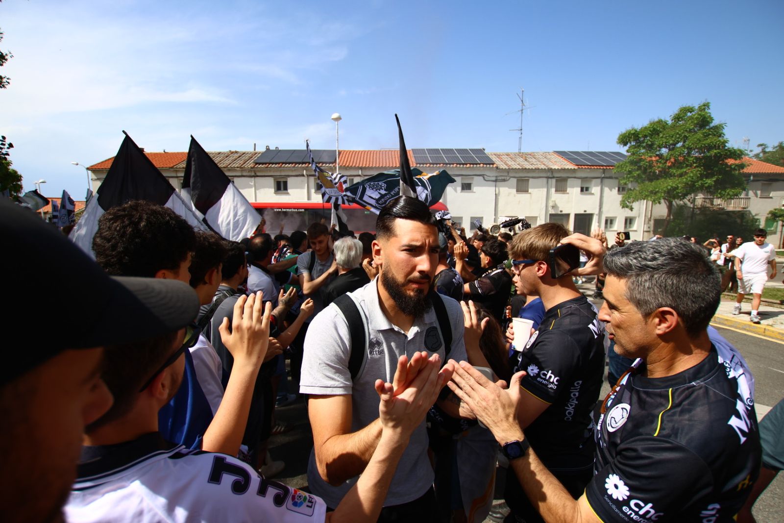 Recibimiento al Autobús de Unionistas