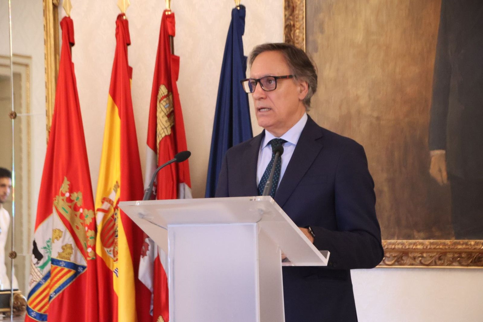 El alcalde de Salamanca, Carlos García Carbayo, recibe al equipo juvenil de Unionistas de Salamanca Club de Fútbol El alcalde de Salamanca, Carlos García Carbayo, recibe al equipo juvenil de Unionistas de Salamanca Club de Fútbol