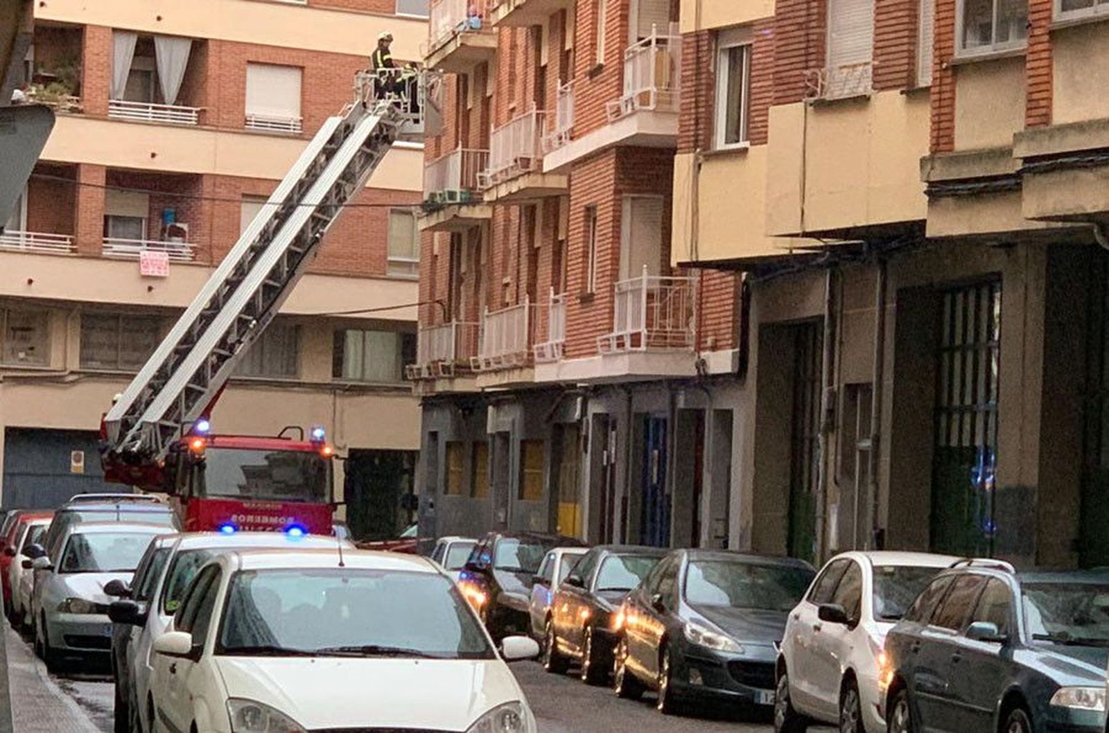 Bomberos magistral delgado