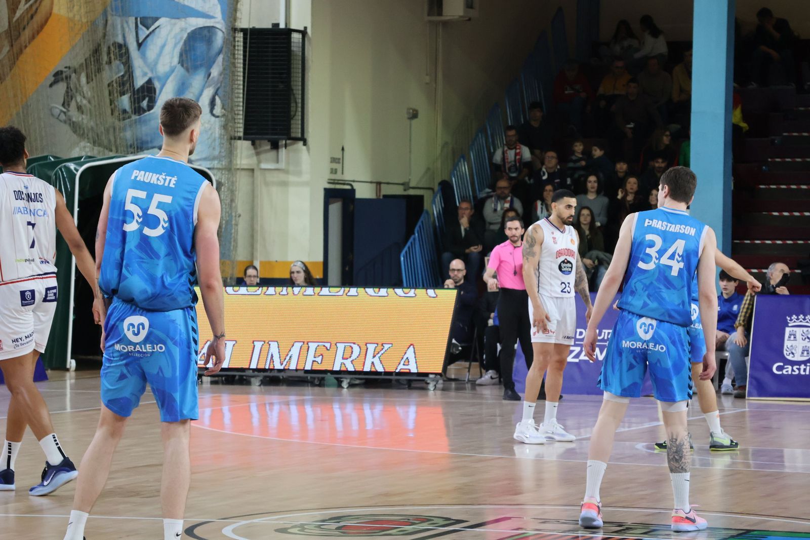 GALERÍA | Revive en imágenes el encuentro entre el CB Zamora y el Obradoiro