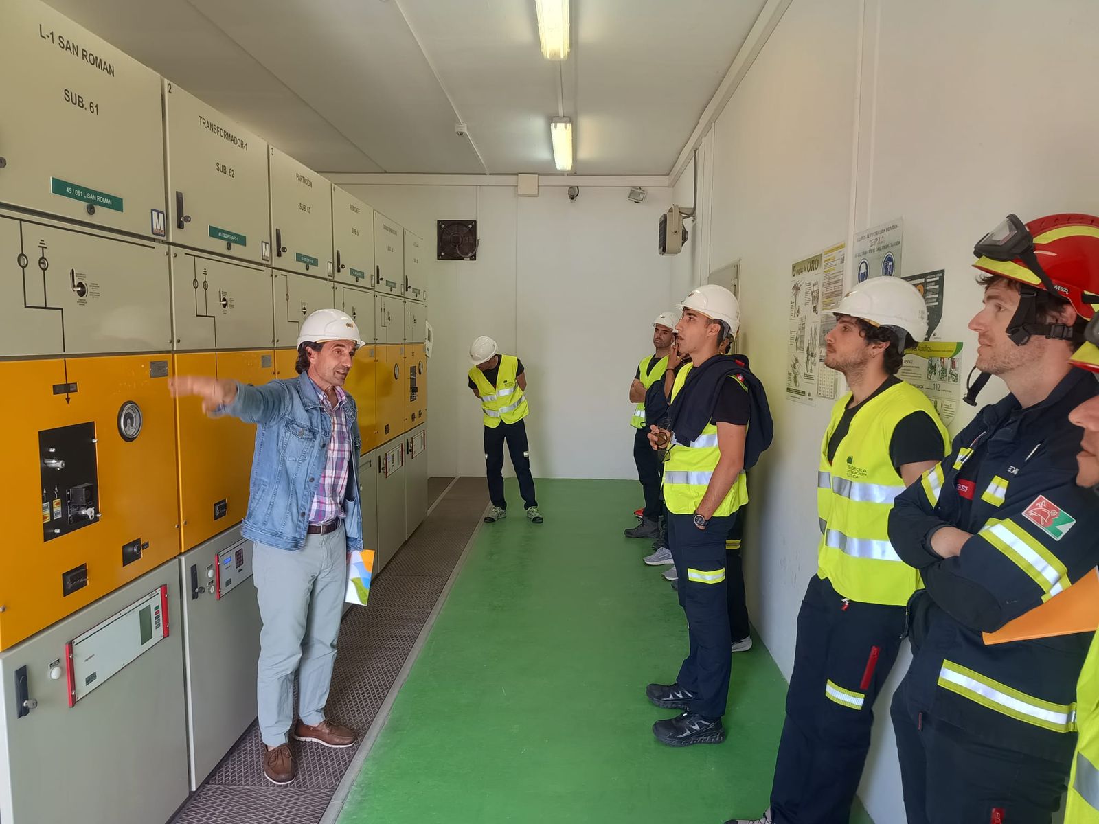 Bomberos de la provincia de Zamora se forman en redes eléctricas inteligentes para mejorar su actuación en emergencias