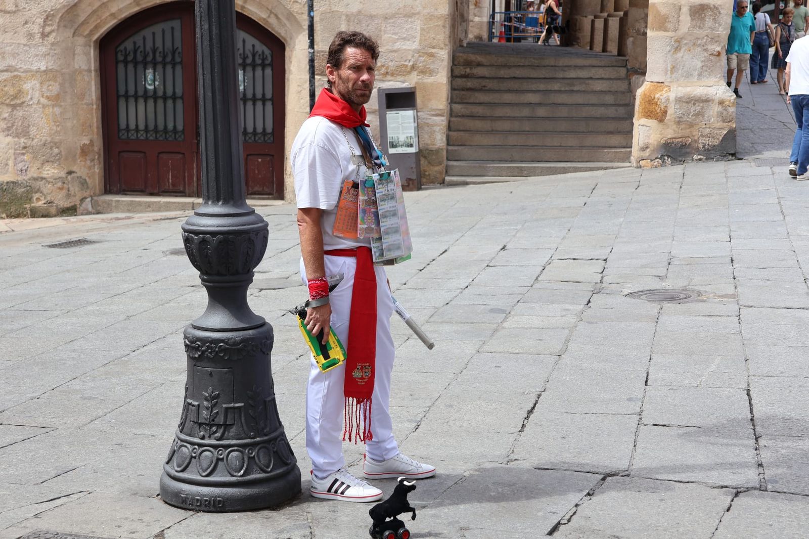Juan Carlos Manzano no deja pasar una efeméride para sorprender a los zamoranos