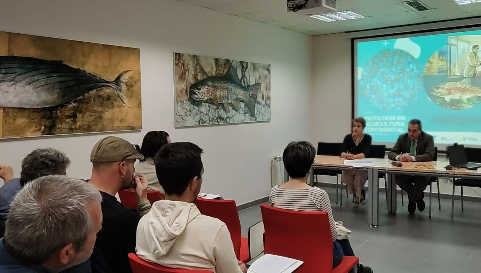 La Junta potencia la formación de los técnicos y operarios del sector acuícola