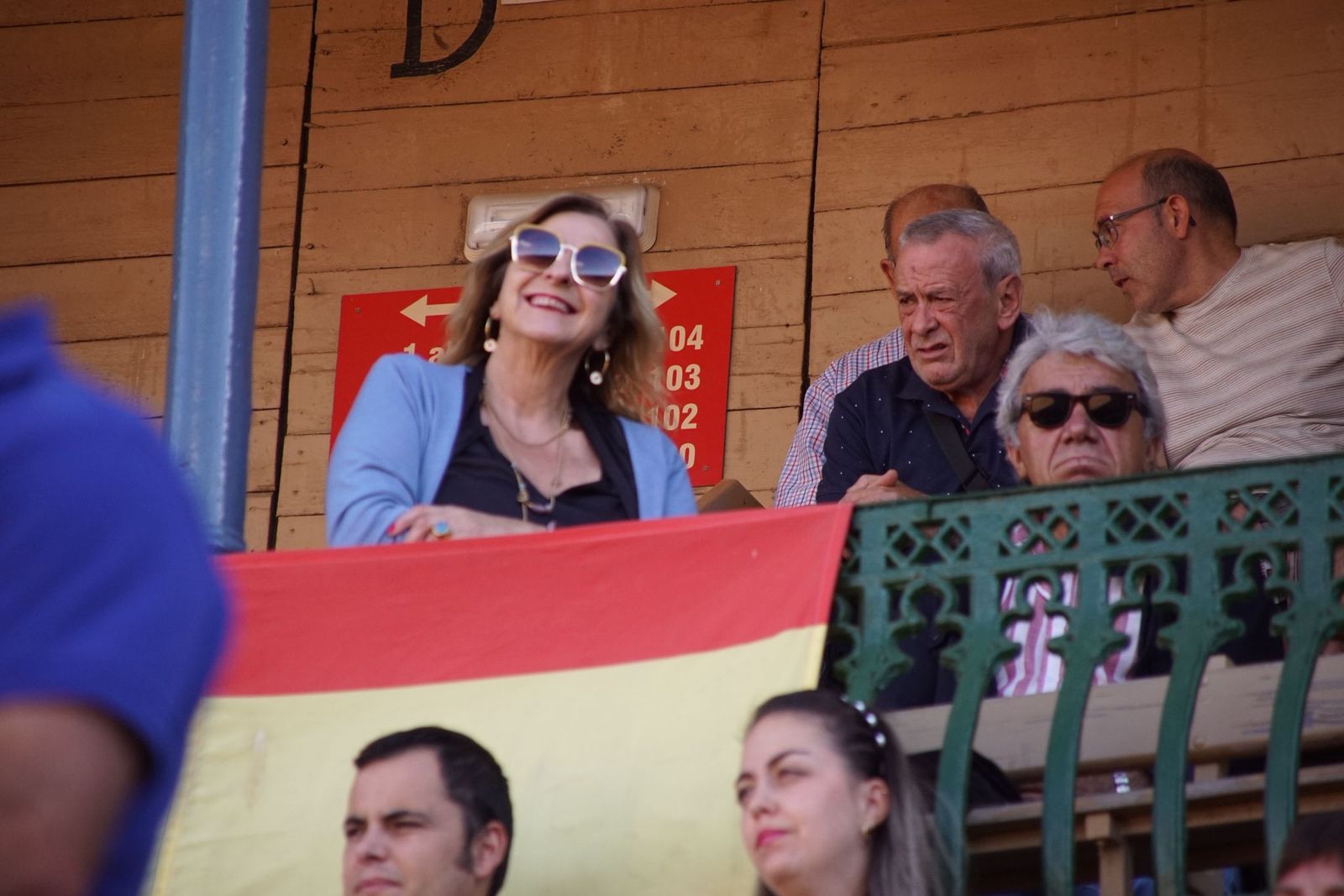 Así han vivido los salmantinos el primer festejo de la feria taurina 2025: imágenes del ambiente en los tendidos y en el patio de cuadrillas