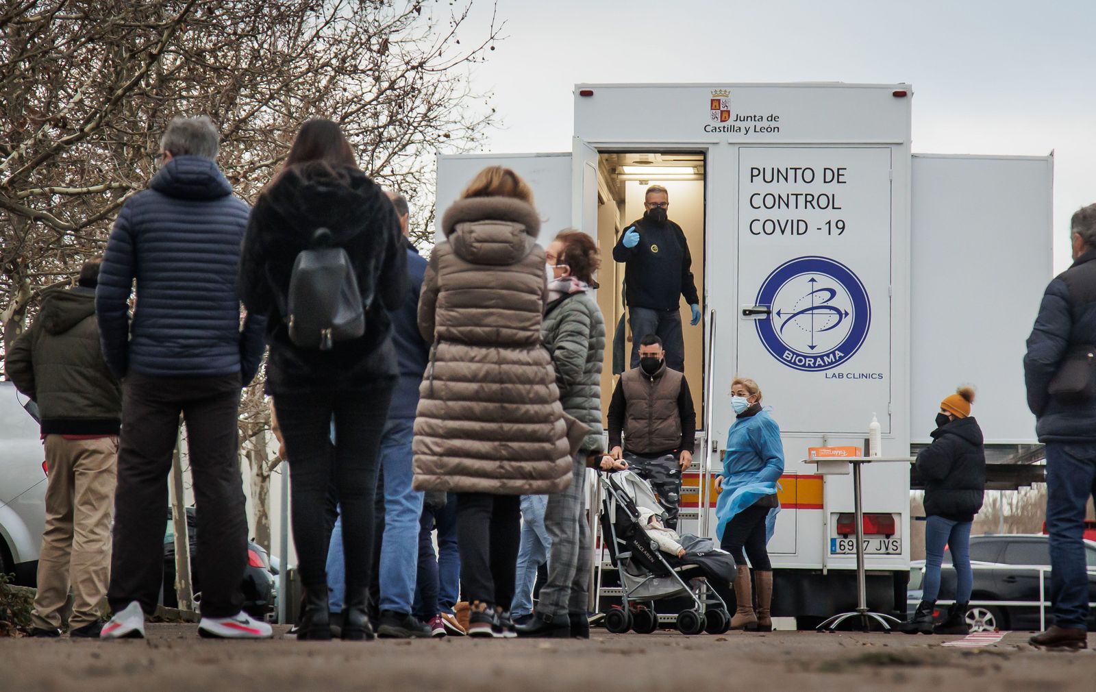 Unidad móvil de test de antígenos para diagnóstico del covid en Ciudad Rodrigo | FOTO: ICAL