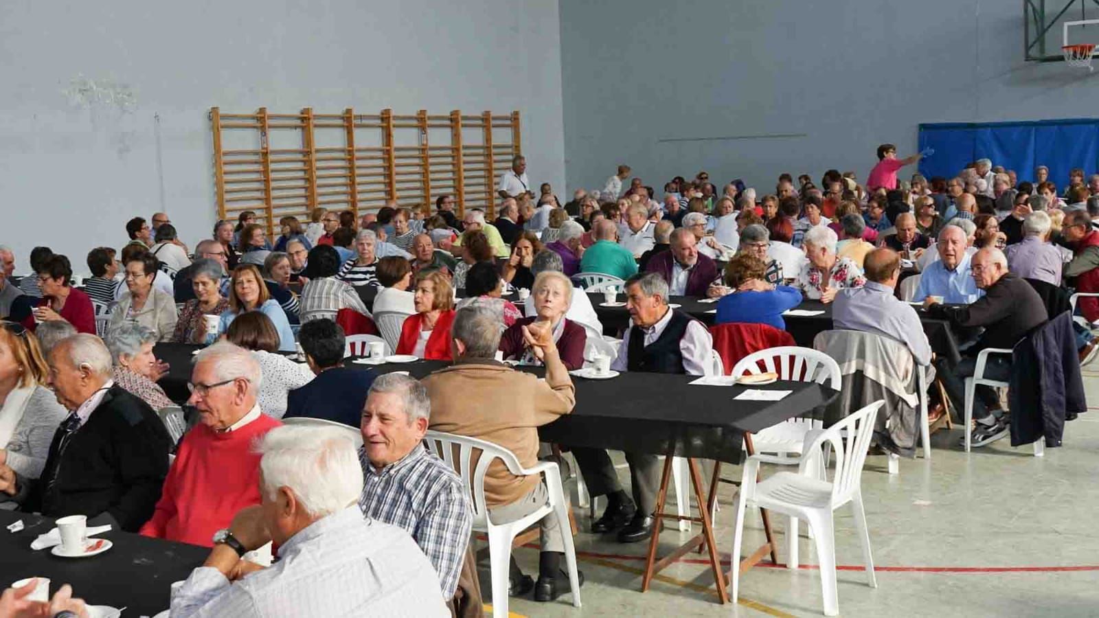 Santa Marta honra a los mayores de la provincia