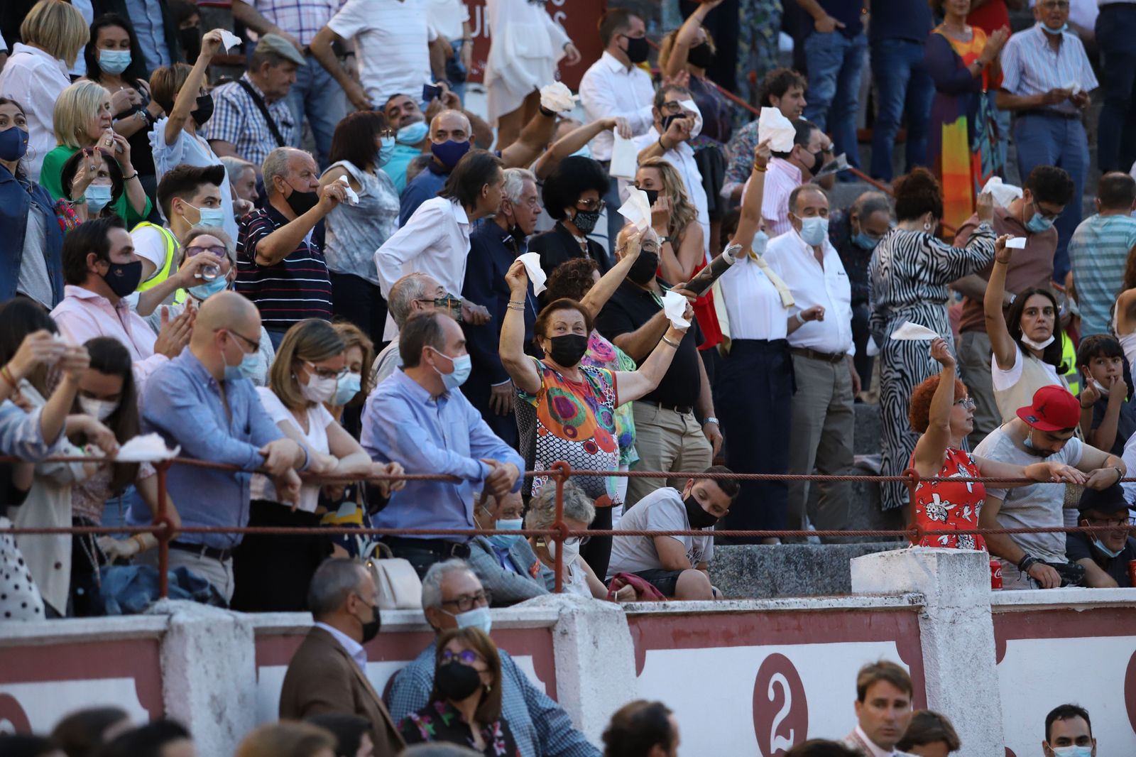 roca-rey-pablo-aguado-y-daniel-luque-en-zamora-36