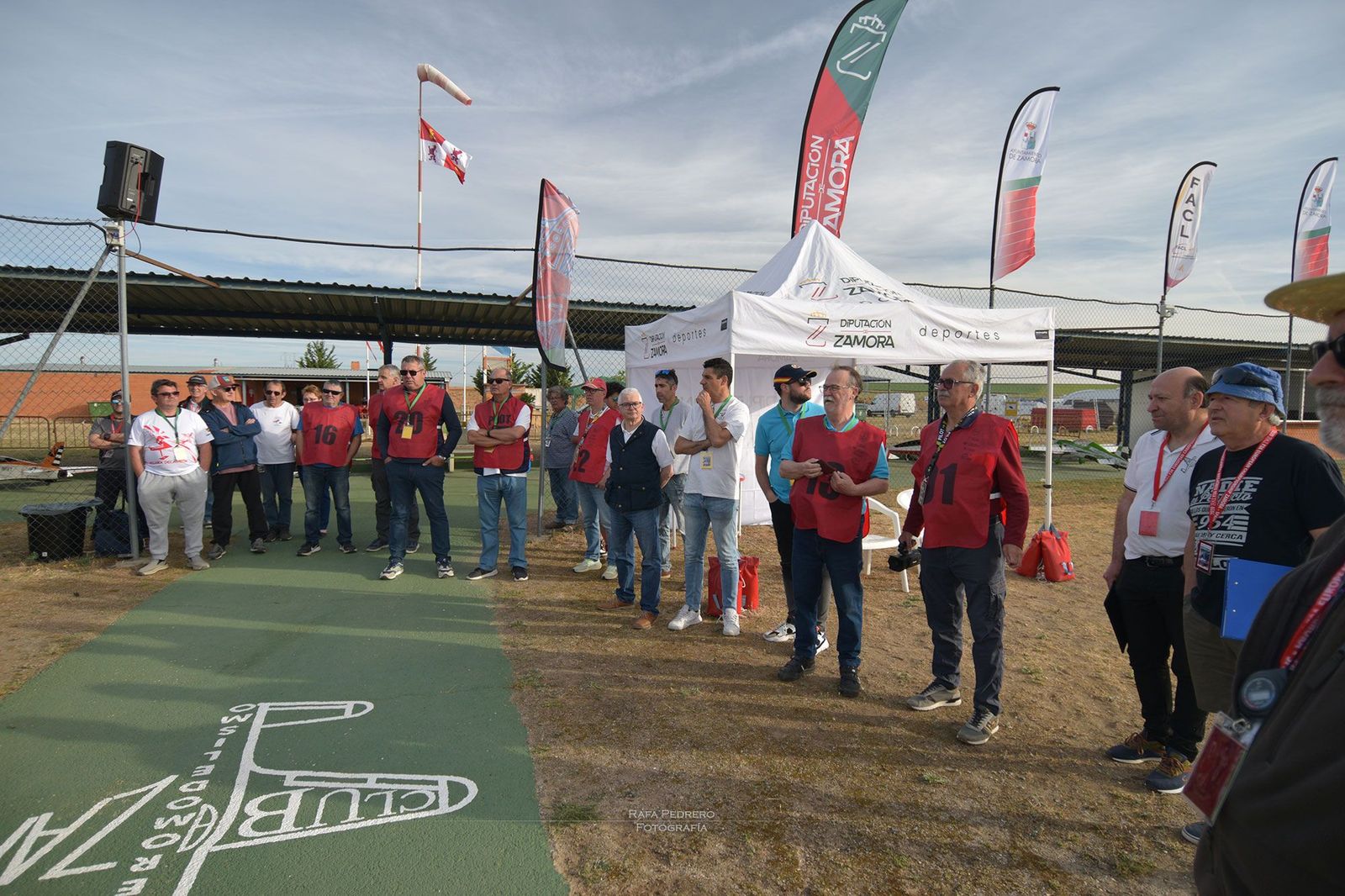 el-aeromodelismo-toma-el-cielo-zamorano-foto-rafa-pedrero-1