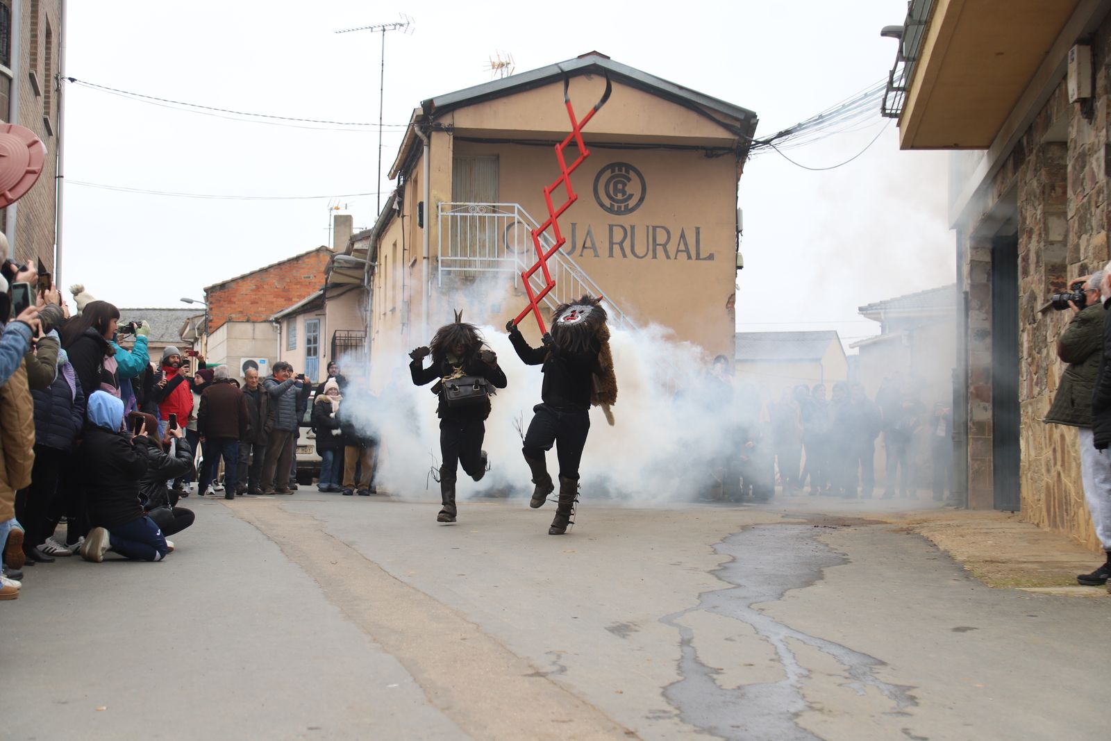 GALERÍA | Los Carochos de Riofrío de Aliste, la tradición que vuelve a cobrar vida en imágenes