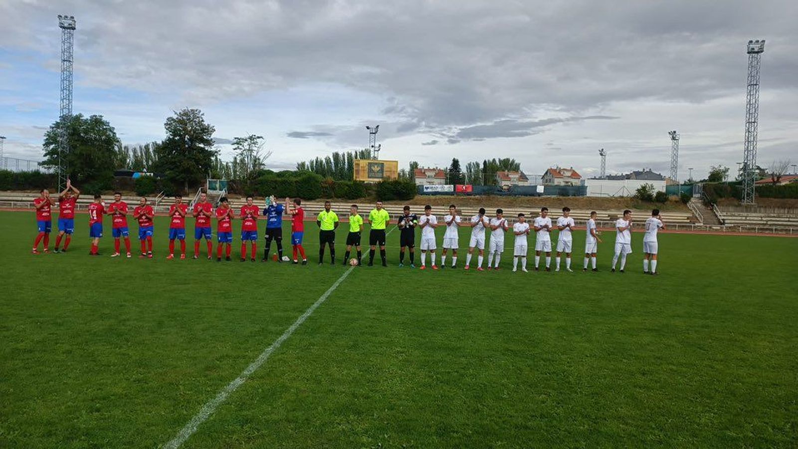 CD Benavente ante el Ribert. Archivo.