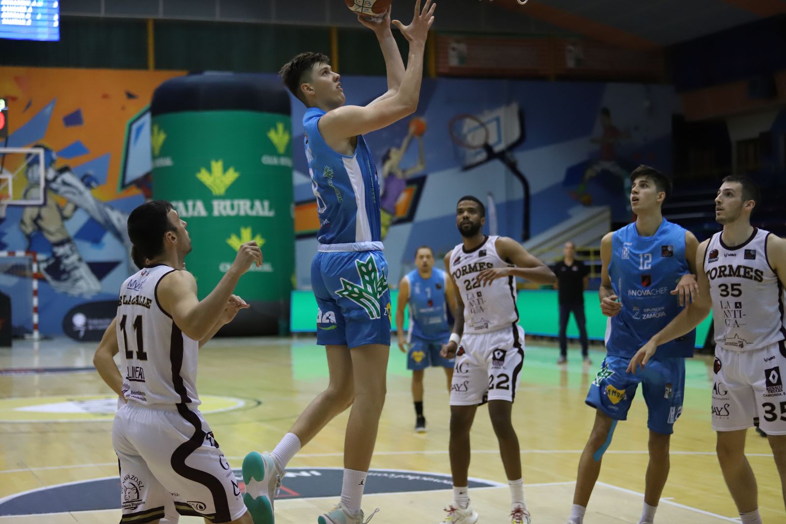 el-cb-zamora-se-mide-al-cb-tormes-en-la-copa-leb-plata-29