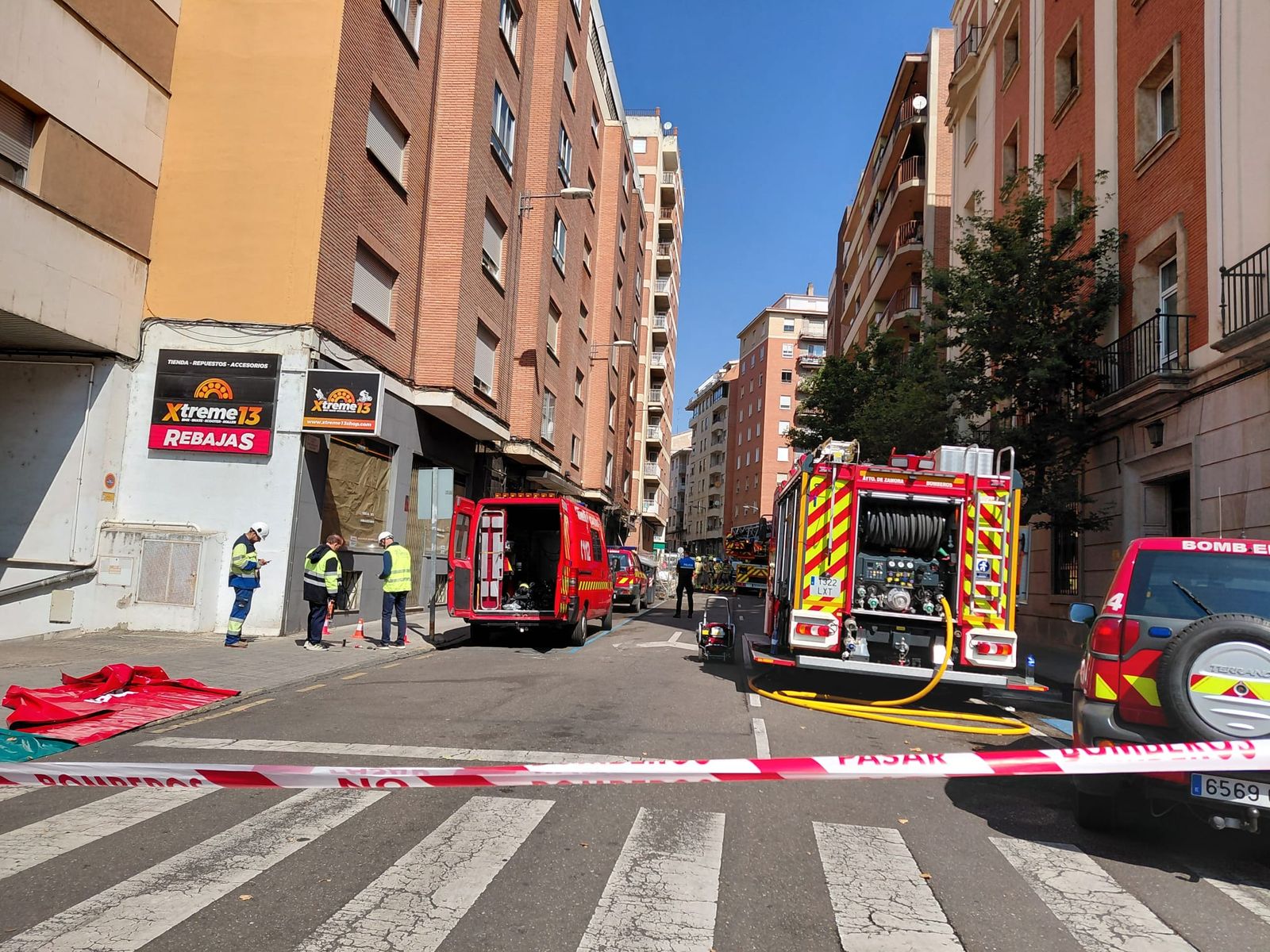 GALERÍA | Así ha sido y se ha vivido la explosión de gas en Zamora