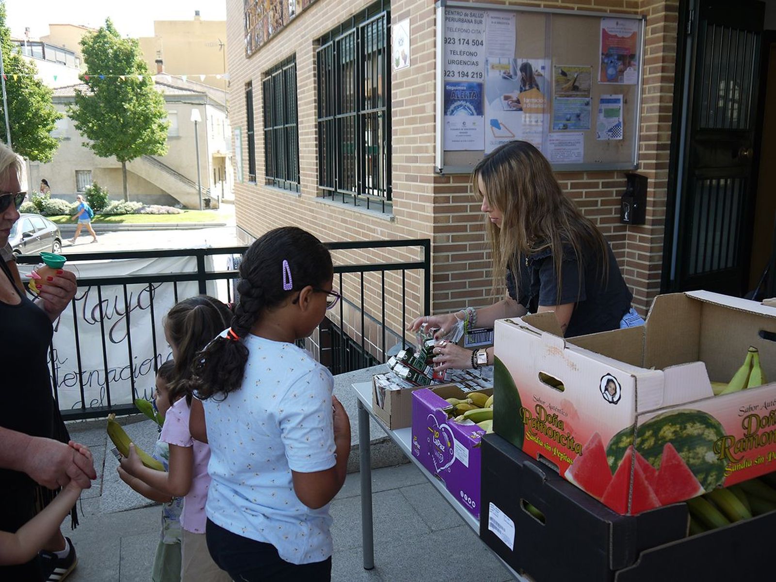 juegos-en-la-calle-y-desayuno-saludable-fiestas-san-roque-carbajosa-4