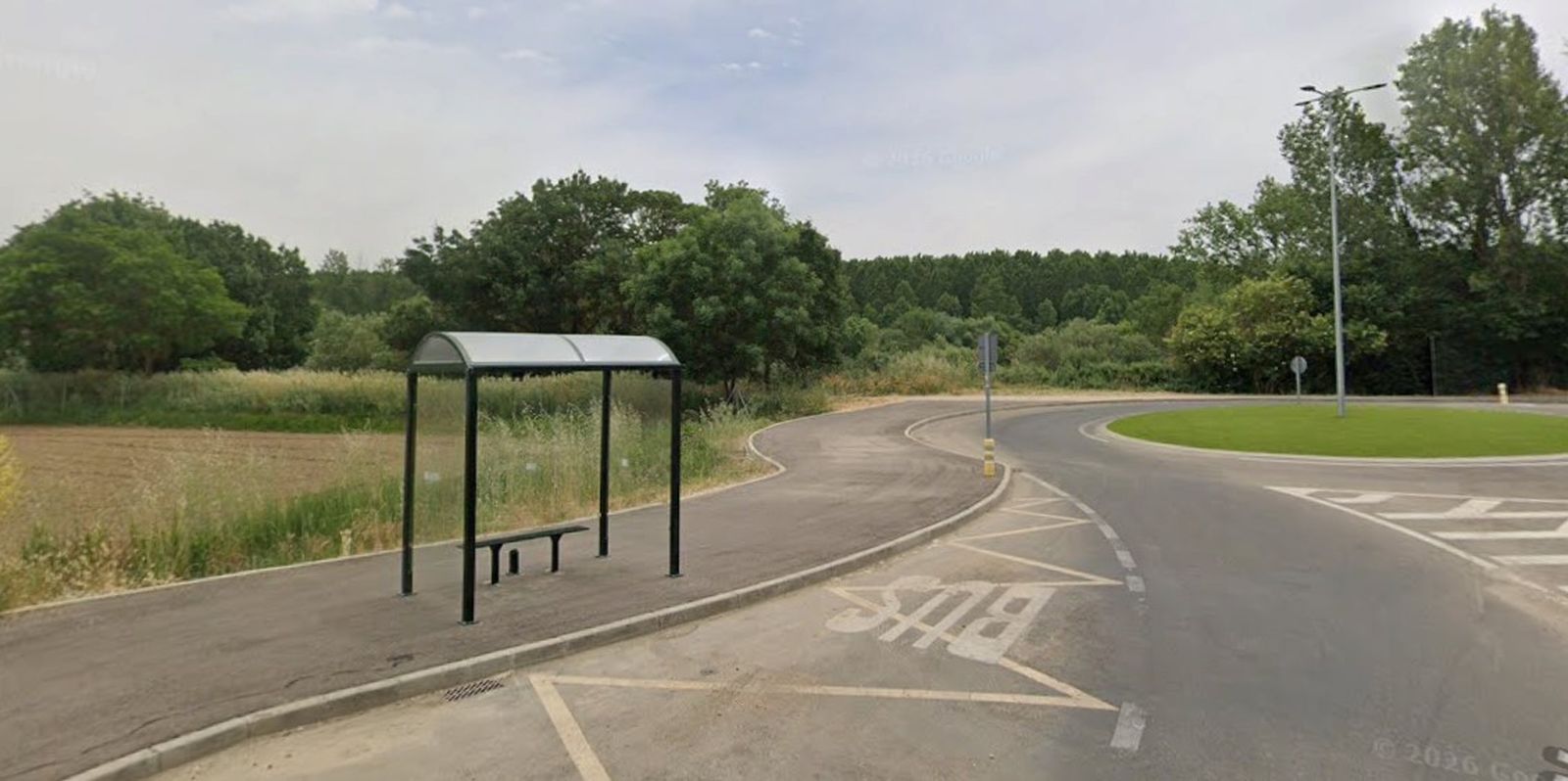 Las Dunas, acceso a la urbanización