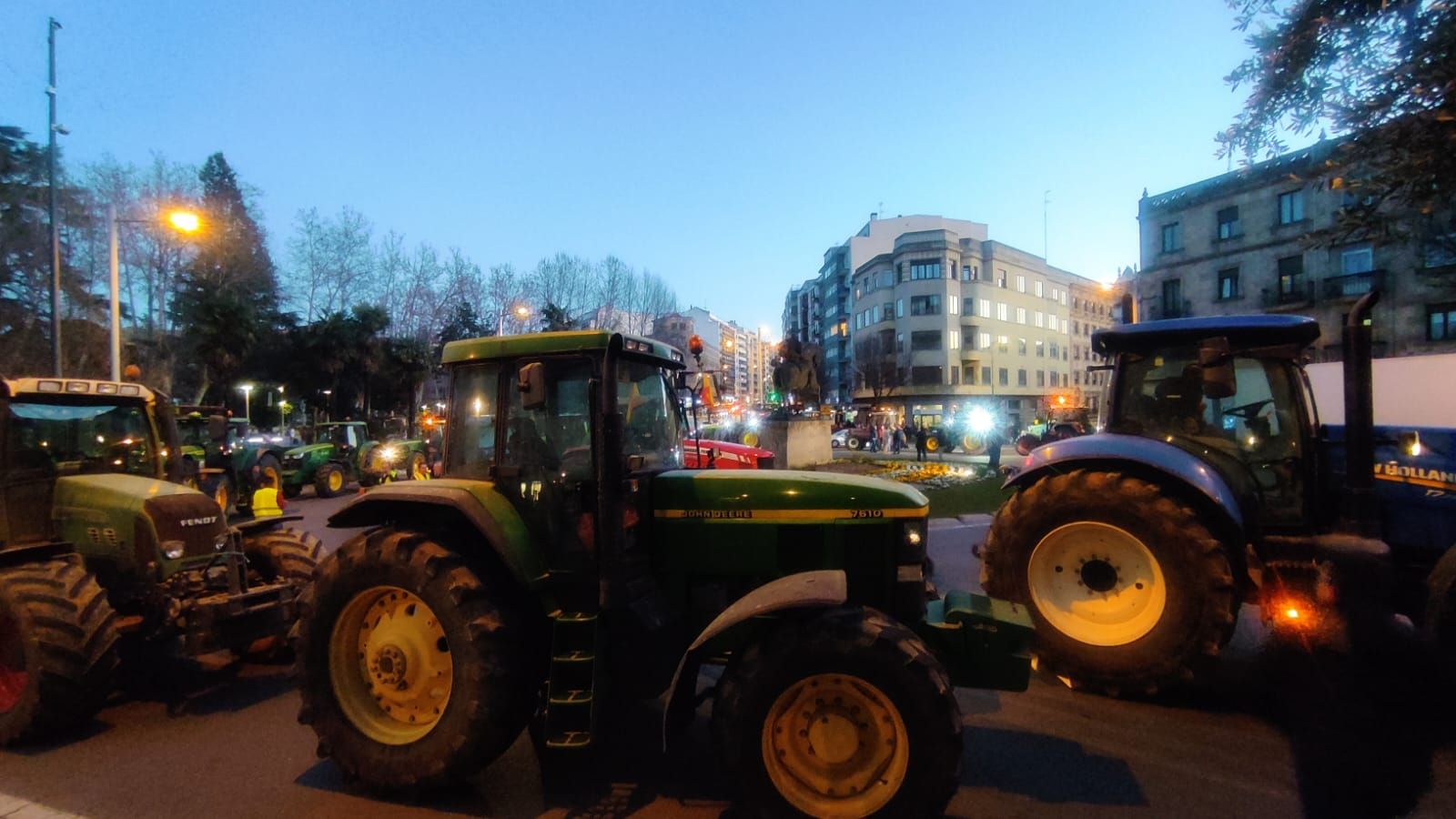 Tractores en plaza de España