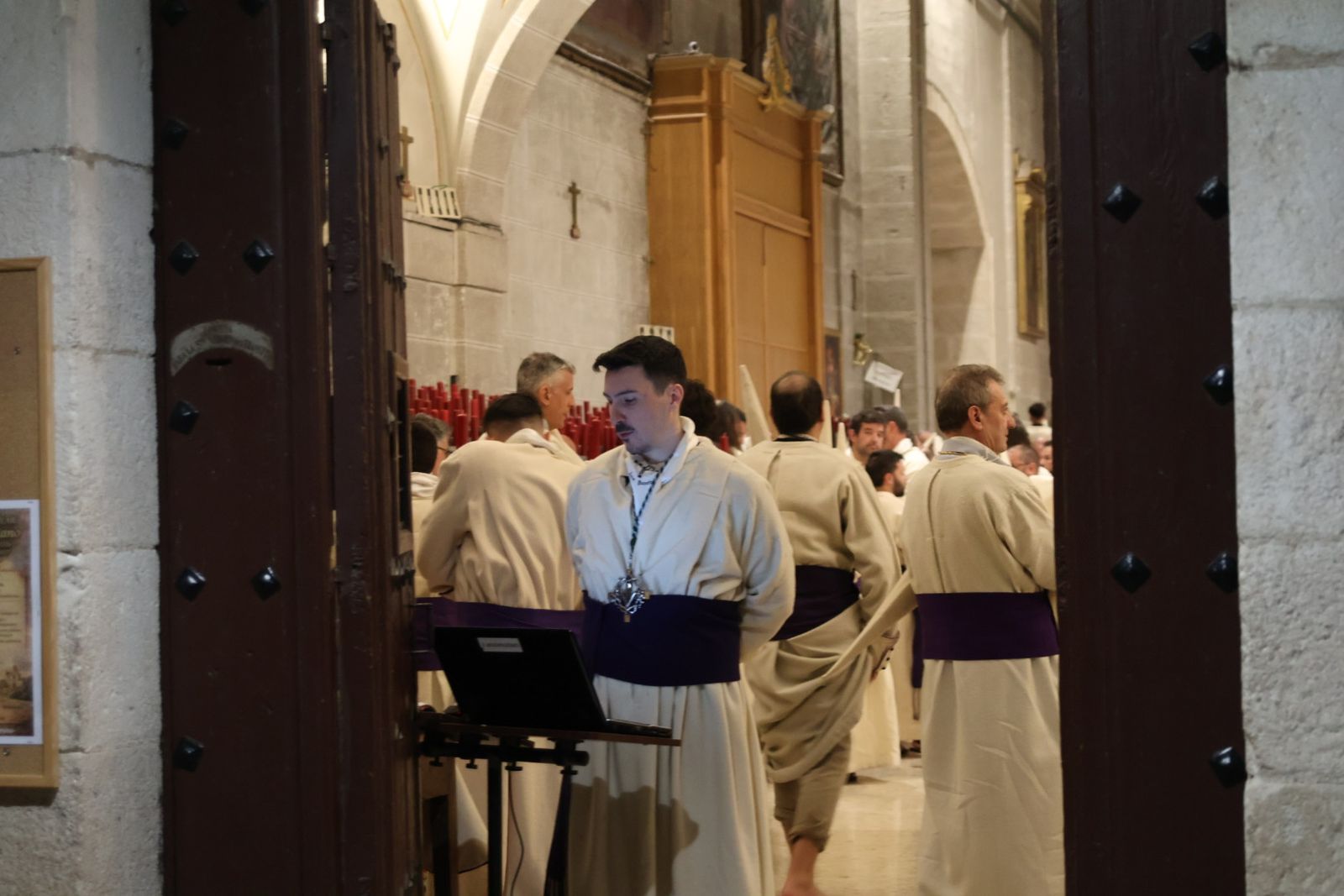 GALERÍA | Revive en imágenes la procesión de Jesús Yacente