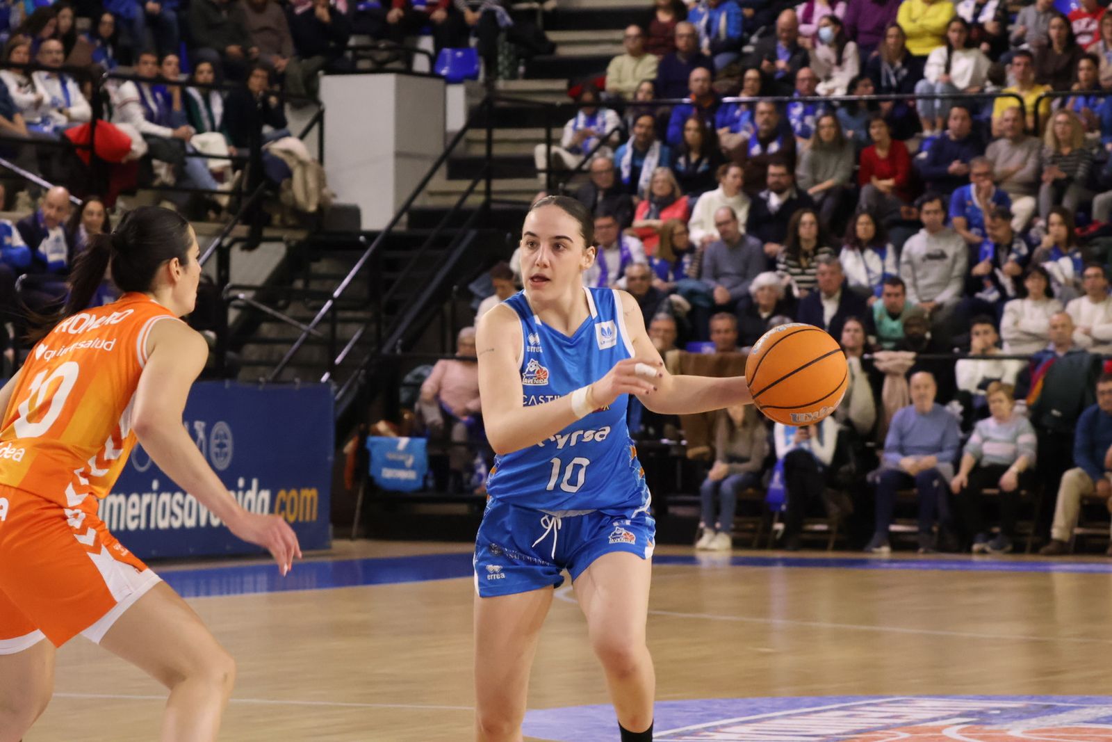 Perfumerías Avenida - Valencia Basket