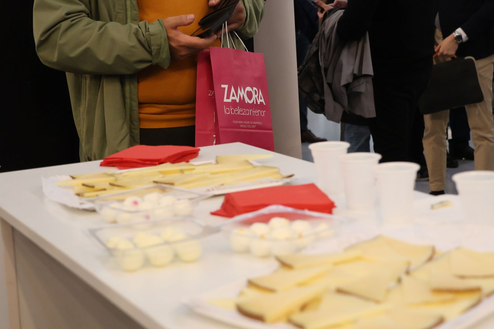 Zamora se presenta en Intur 2025 (18).JPG