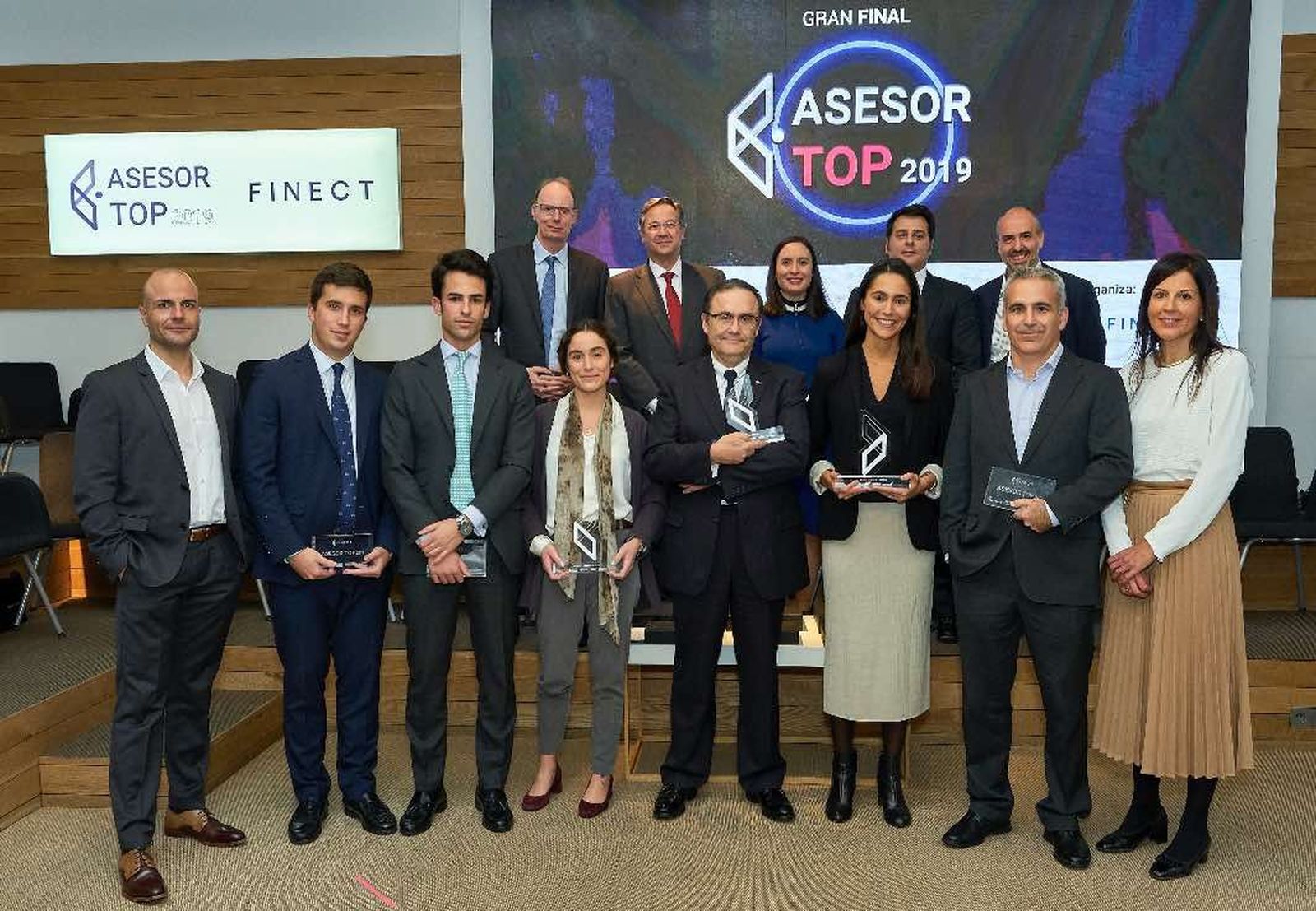 5ebfacd7c94559bddf7cdc5c3031107787250cb81ea