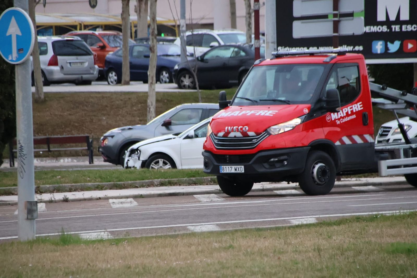 Colisión entre dos vehículos en la Glorieta Ruta de la Plata