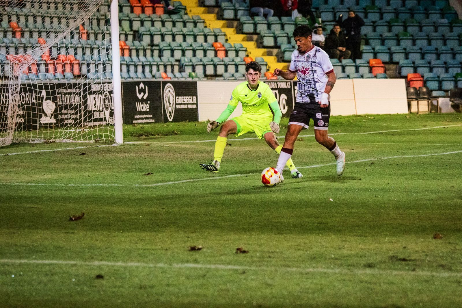 Salamanca CF UDS – Burgos Promesas. Estadio Helmántico