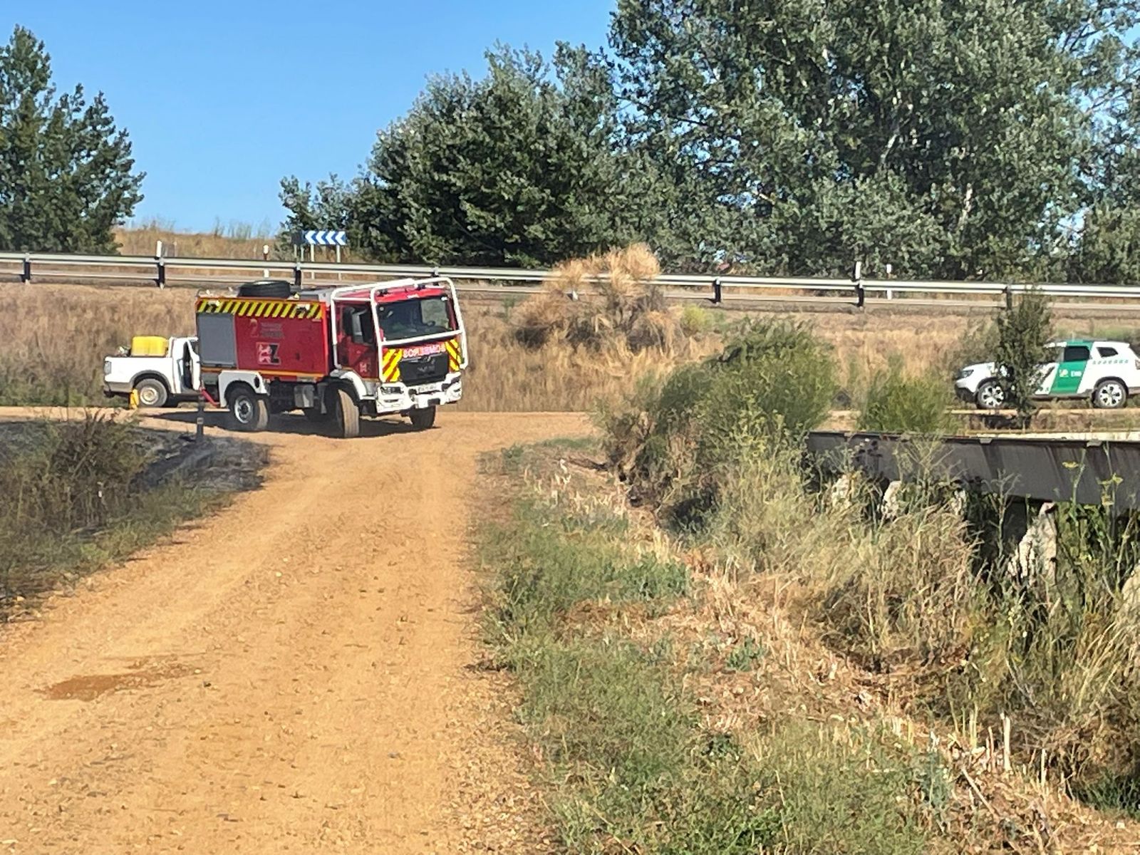 GALERÍA | Las llamas amenazan Barcial del Barco