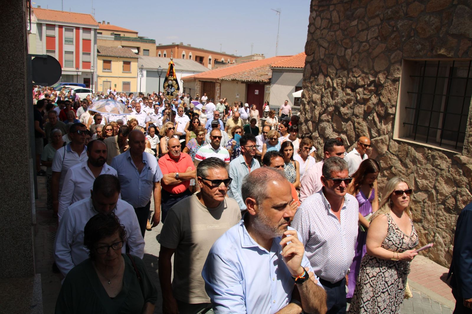 Procesión en honor al Cristo de las Batallas en Castellanos de Moriscos