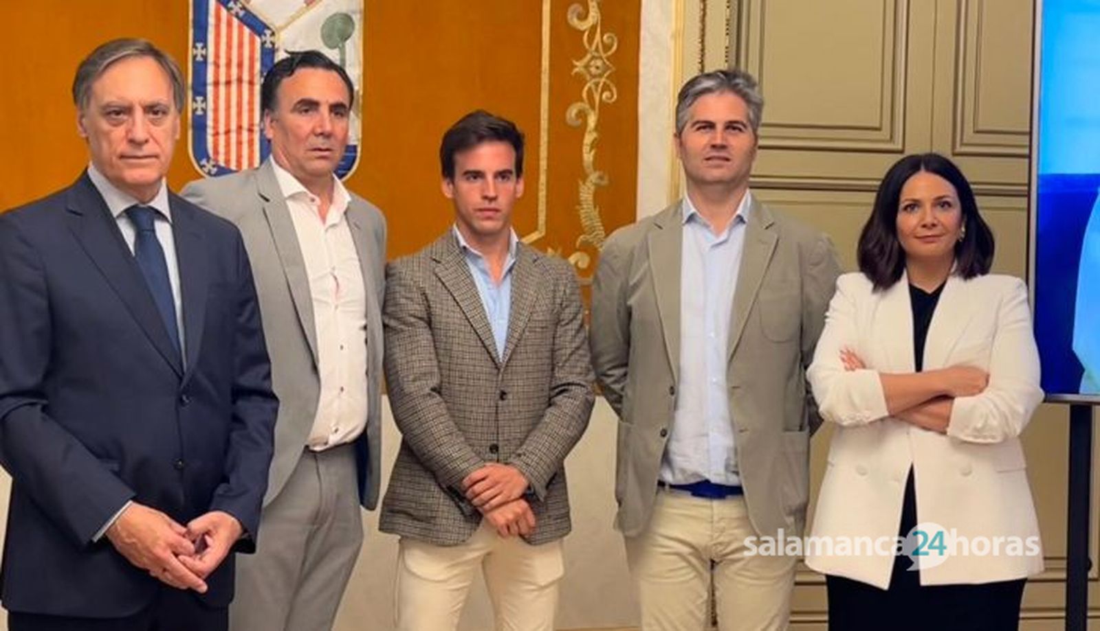 Carlos García Carbayo, el padre de María Caamaño, Gonzalo Caballero, Gonzalo Sendín del 'Mesón de Gonzalo' y Ana del 'Restaurante El Monje'. Foto S24H