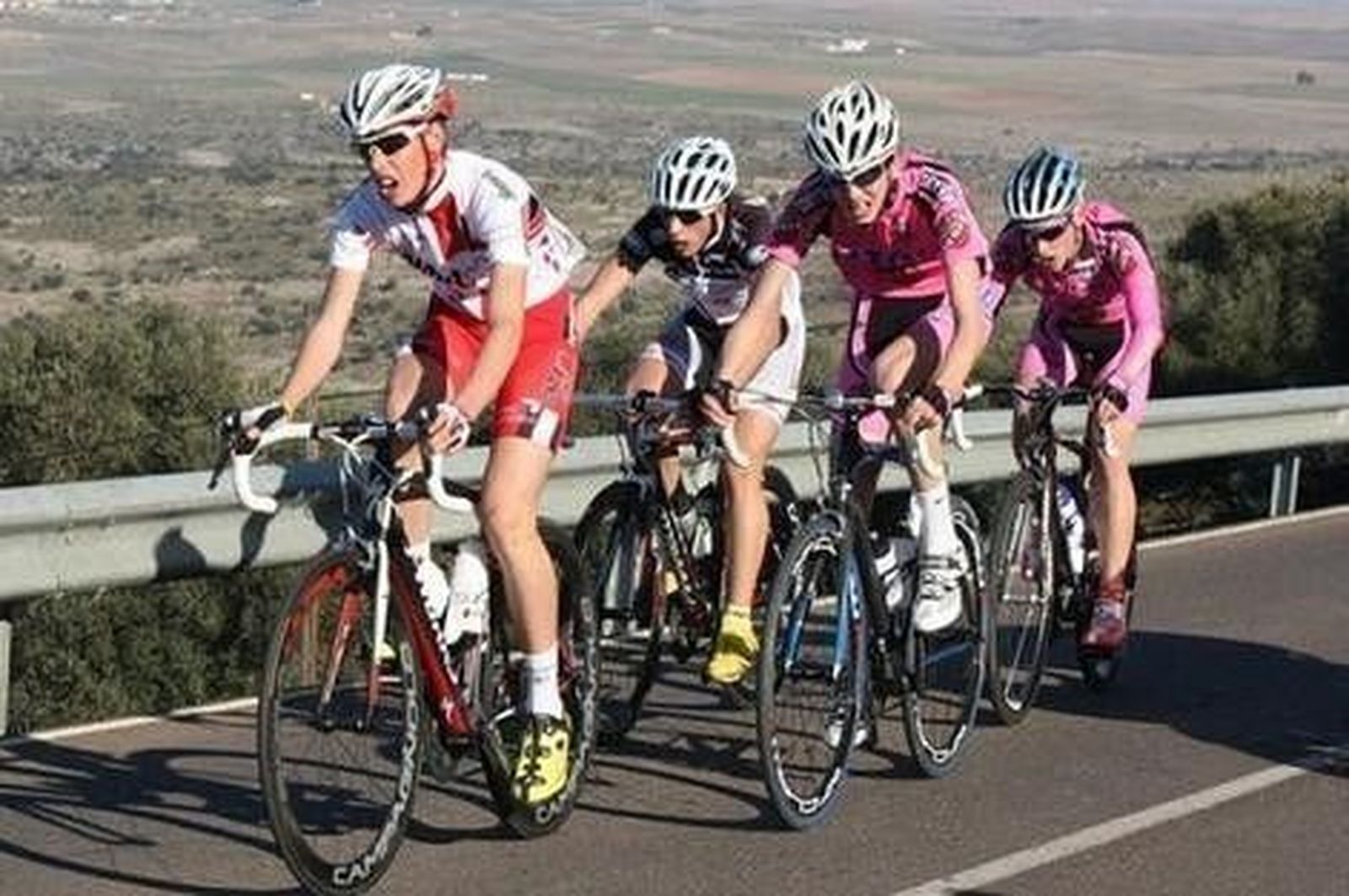 Buena actuación de los ciclistas charros del Gios Diputación de León Deyser