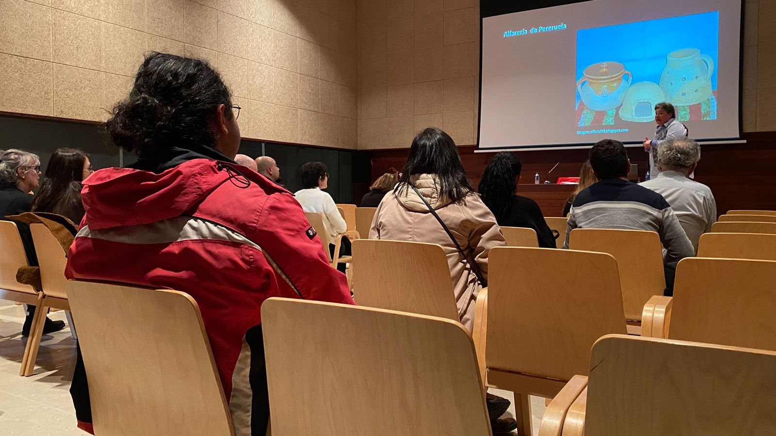 conferencia-sobre-la-importancia-del-cordero-en-las-religiones-8