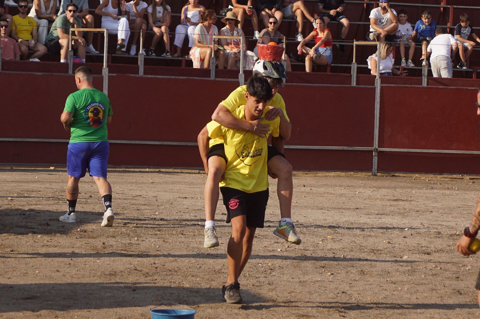 Santa Marta disfruta del Grand Prix con cientos de personas en la plaza de toros