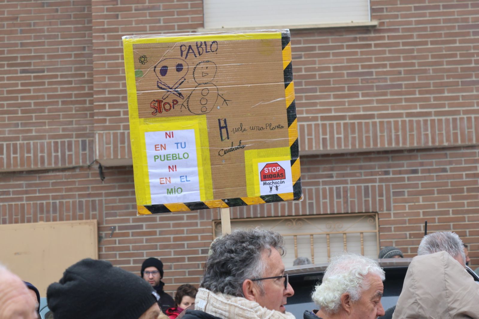 Protesta ciudadana por la planta de biogas en Castellanos de Villiquera